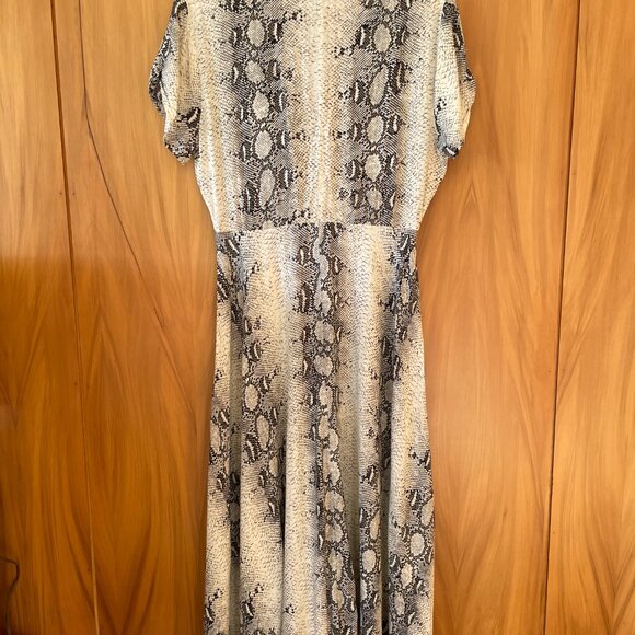 Aakaa Snake Print Midi Shirt Dress - Picture 6 of 7